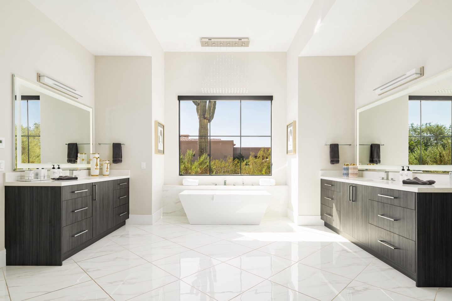 Master bathroom with dual vanities & free standing bathtub