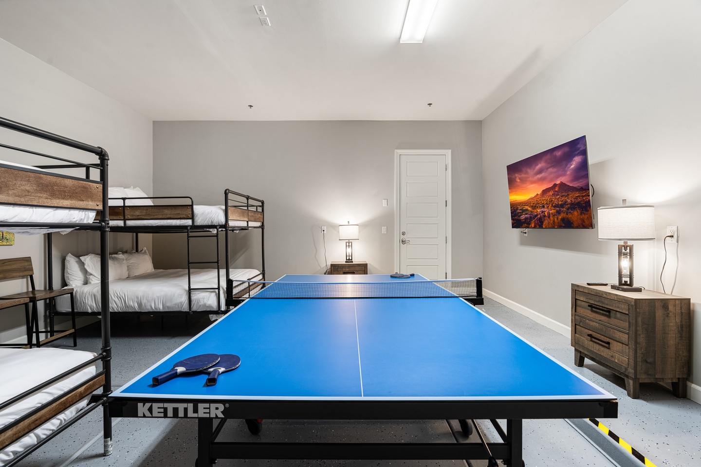 Bedroom 5 (Lower Level) - Ping Pong & HDTV