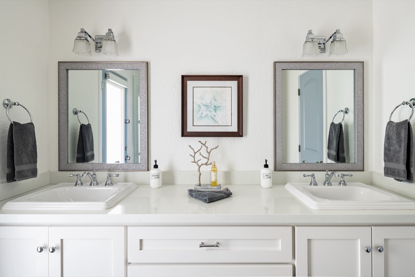 Master bathroom - dual vanity