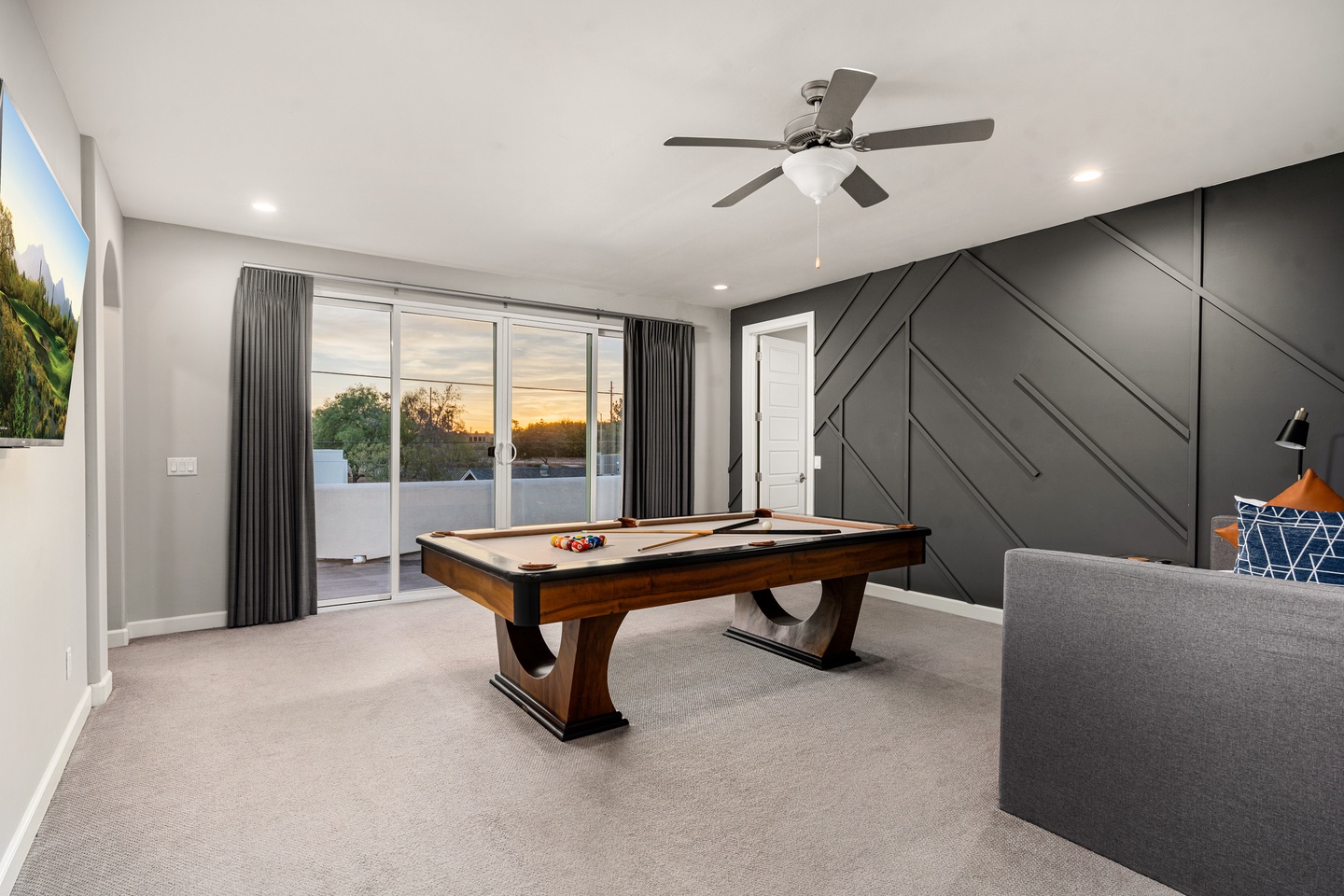 Upper Level Living Room & Game Room