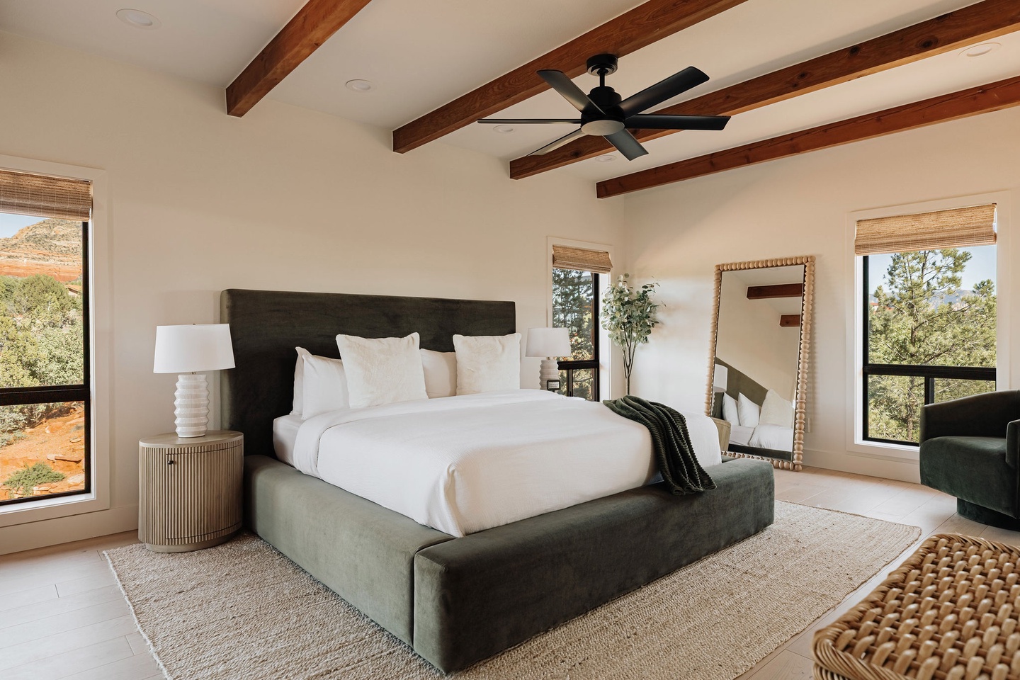 Bedroom 3 - King bed