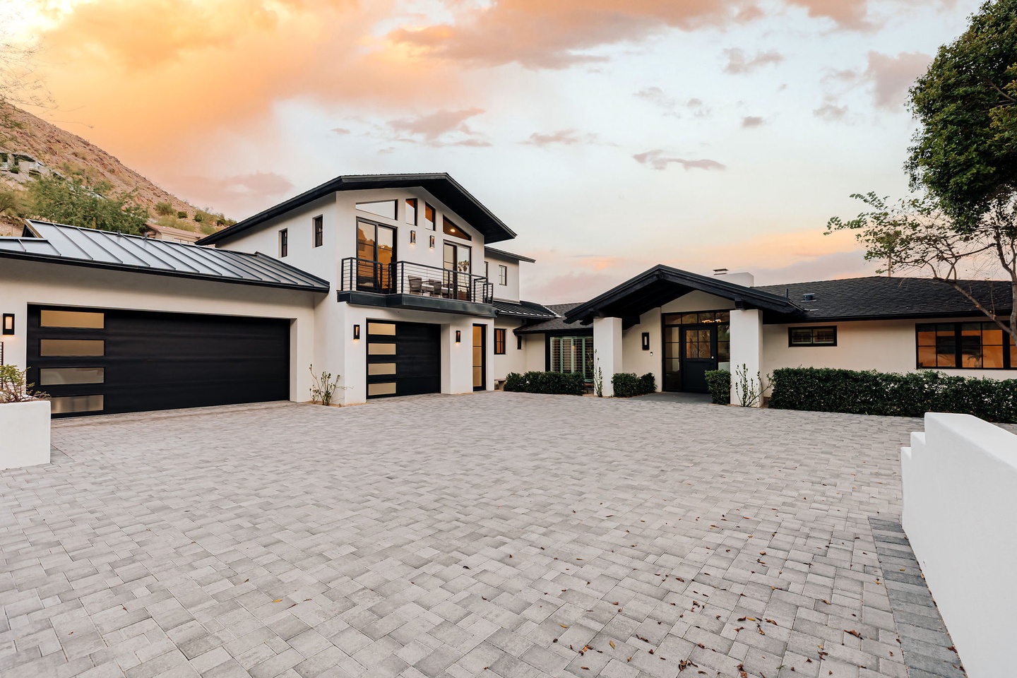 Modern mansion in Paradise Valley