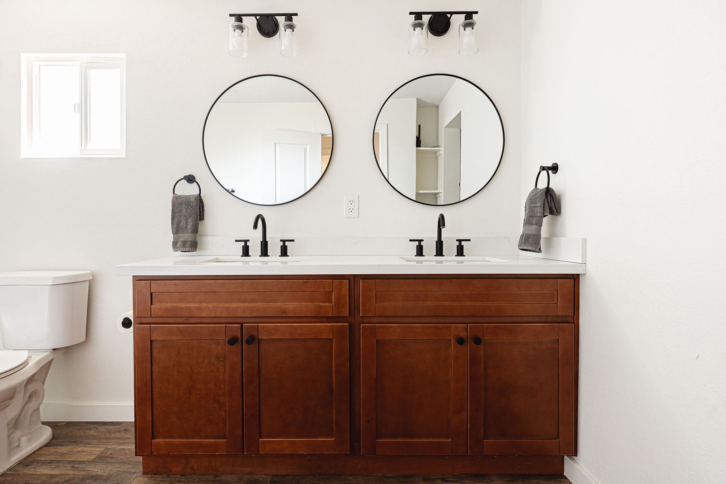 Bathroom #4 - Dual vanity