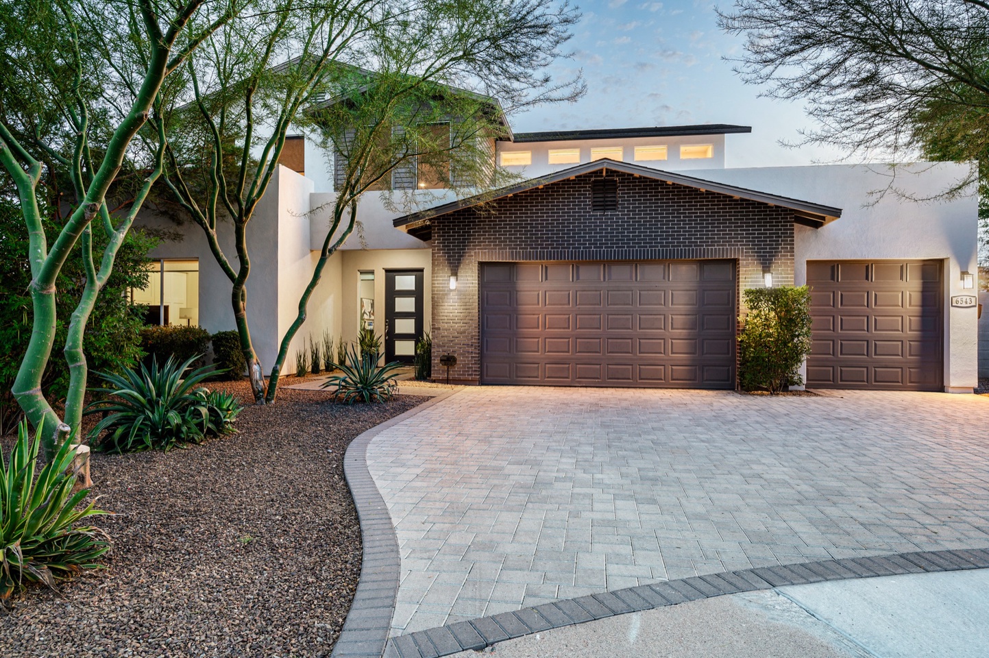 Modern Desert Style Exterior
