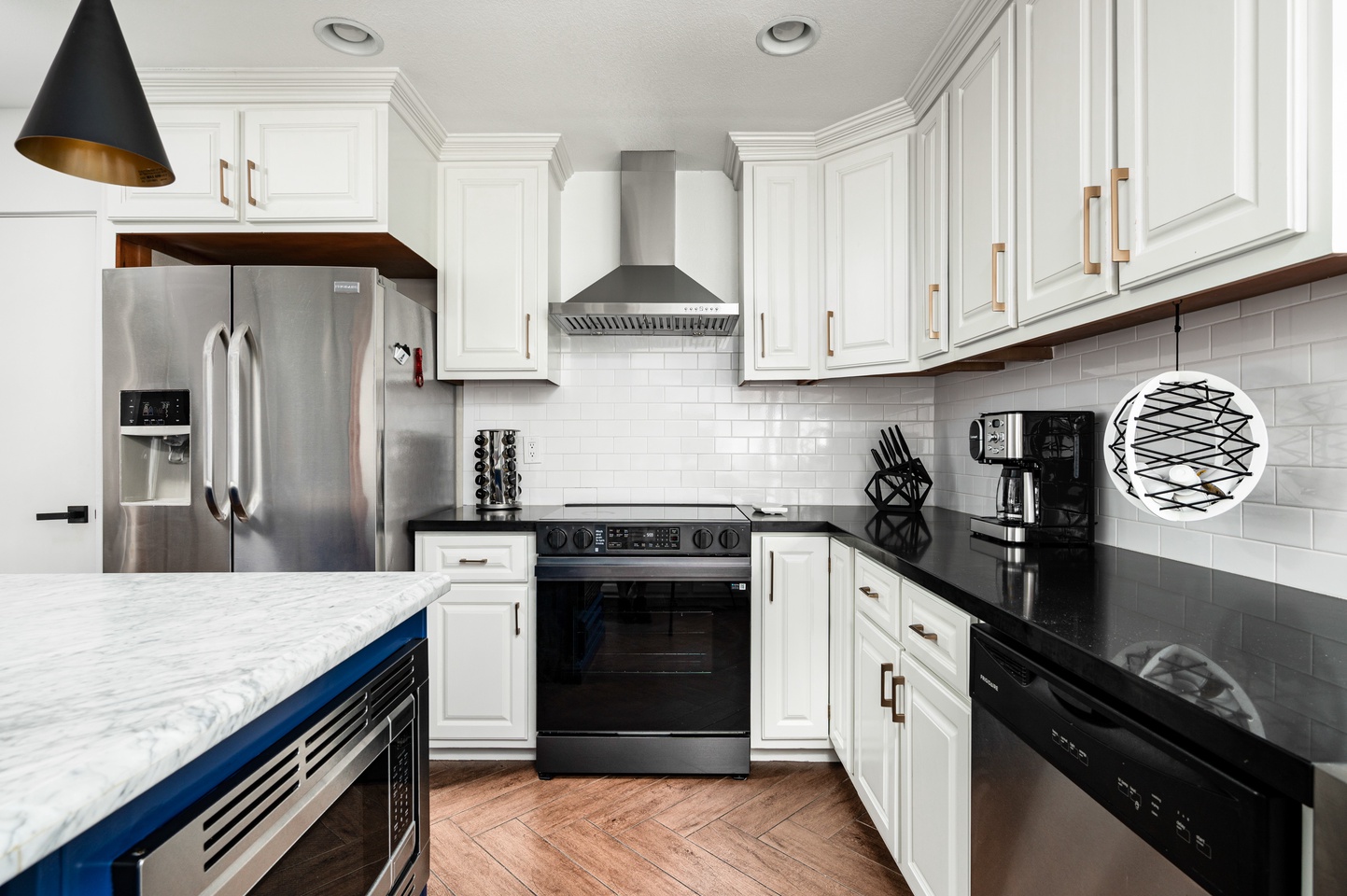 Private chef ready kitchen