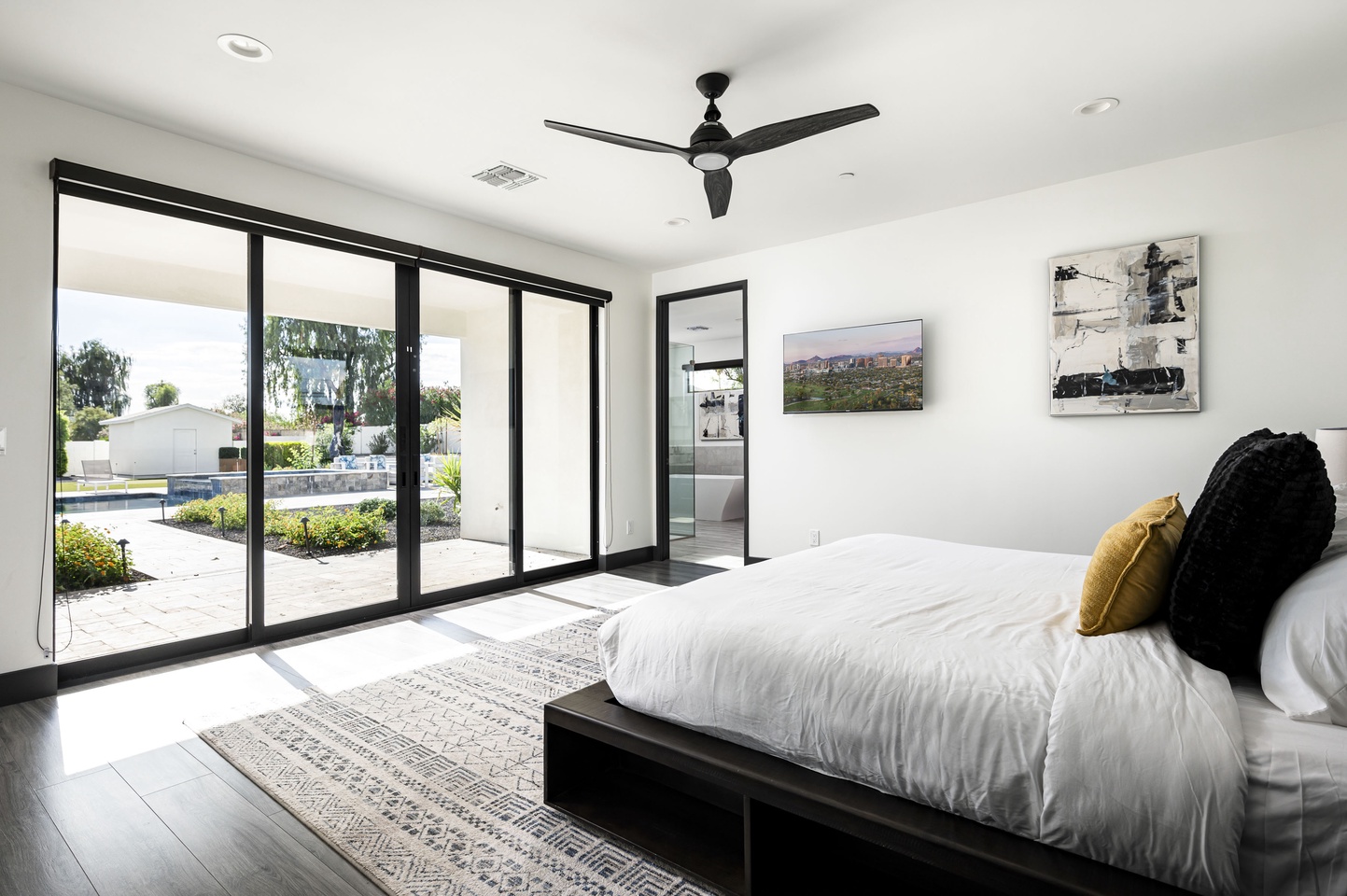 Master Bedroom - Direct access to pool & spa