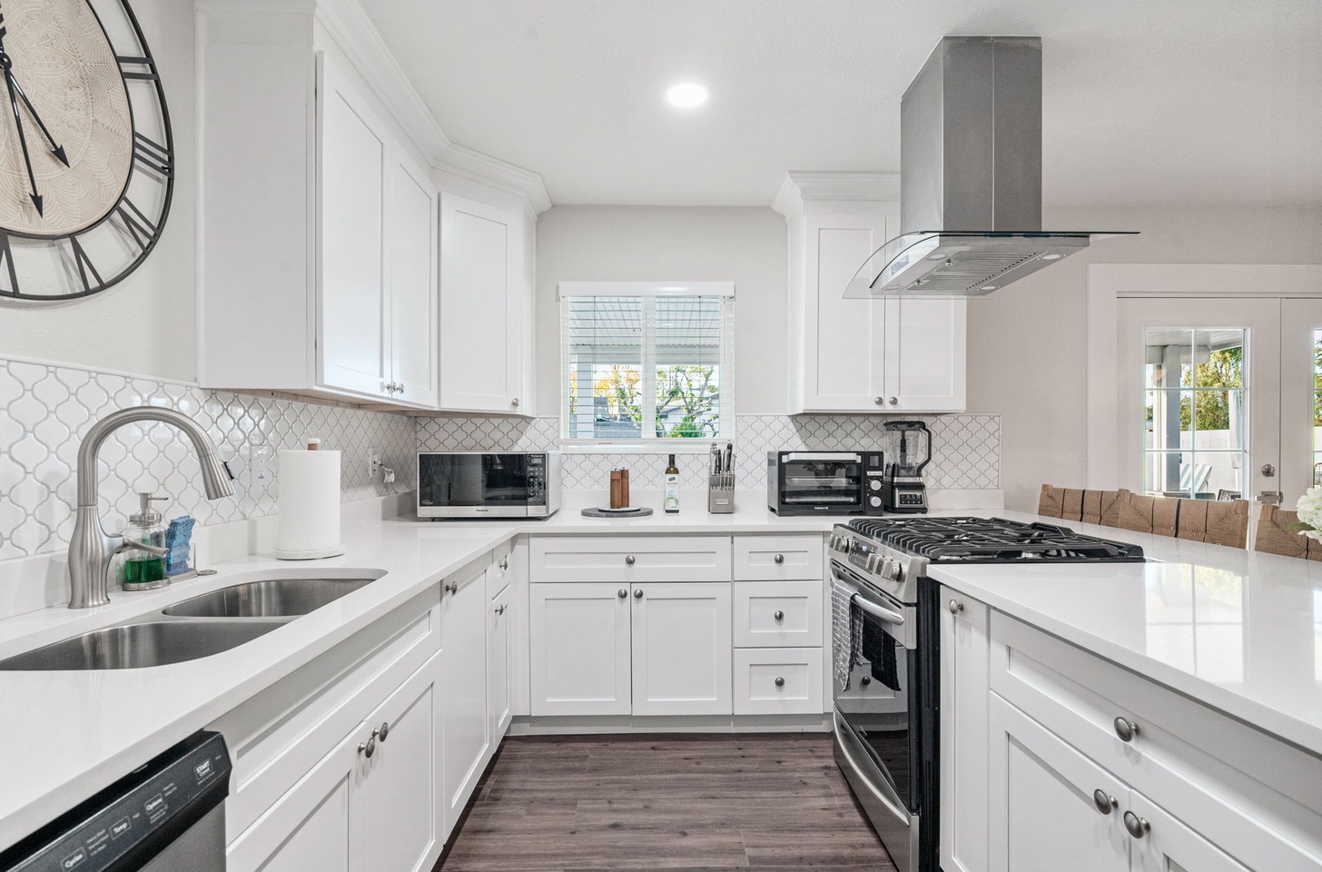 Professionally stocked kitchen