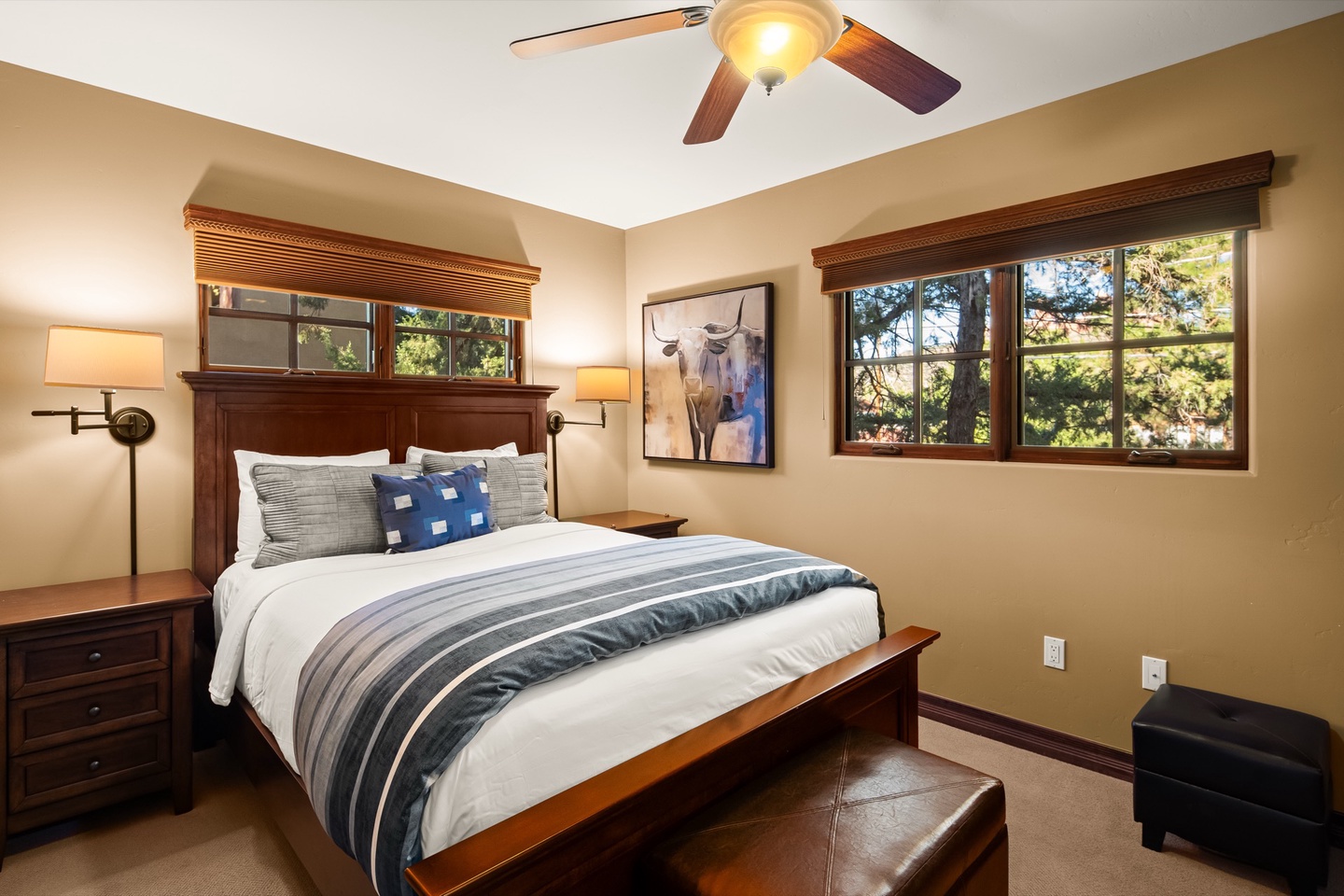 Bedroom 4 - Queen bed