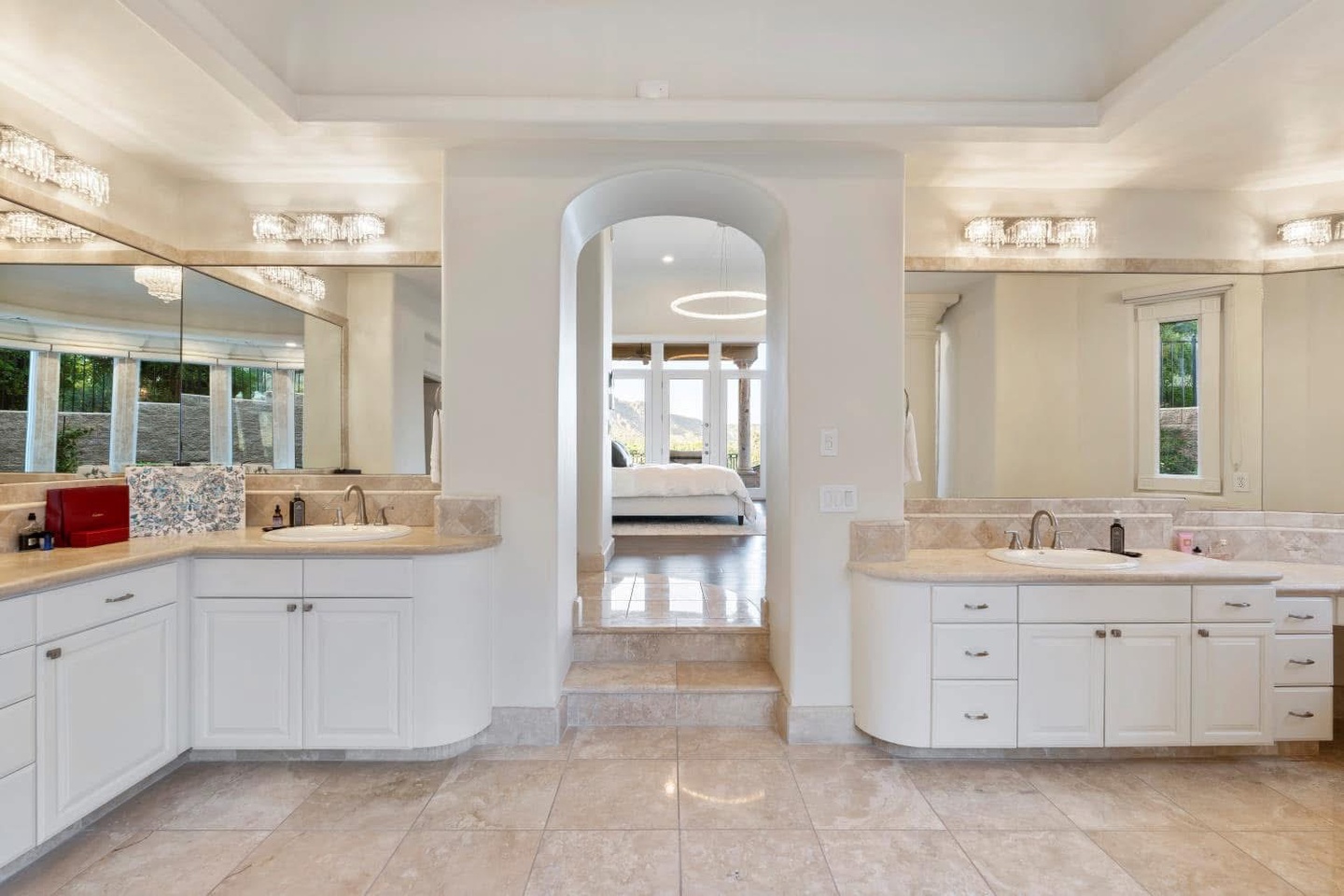 Dual vanities