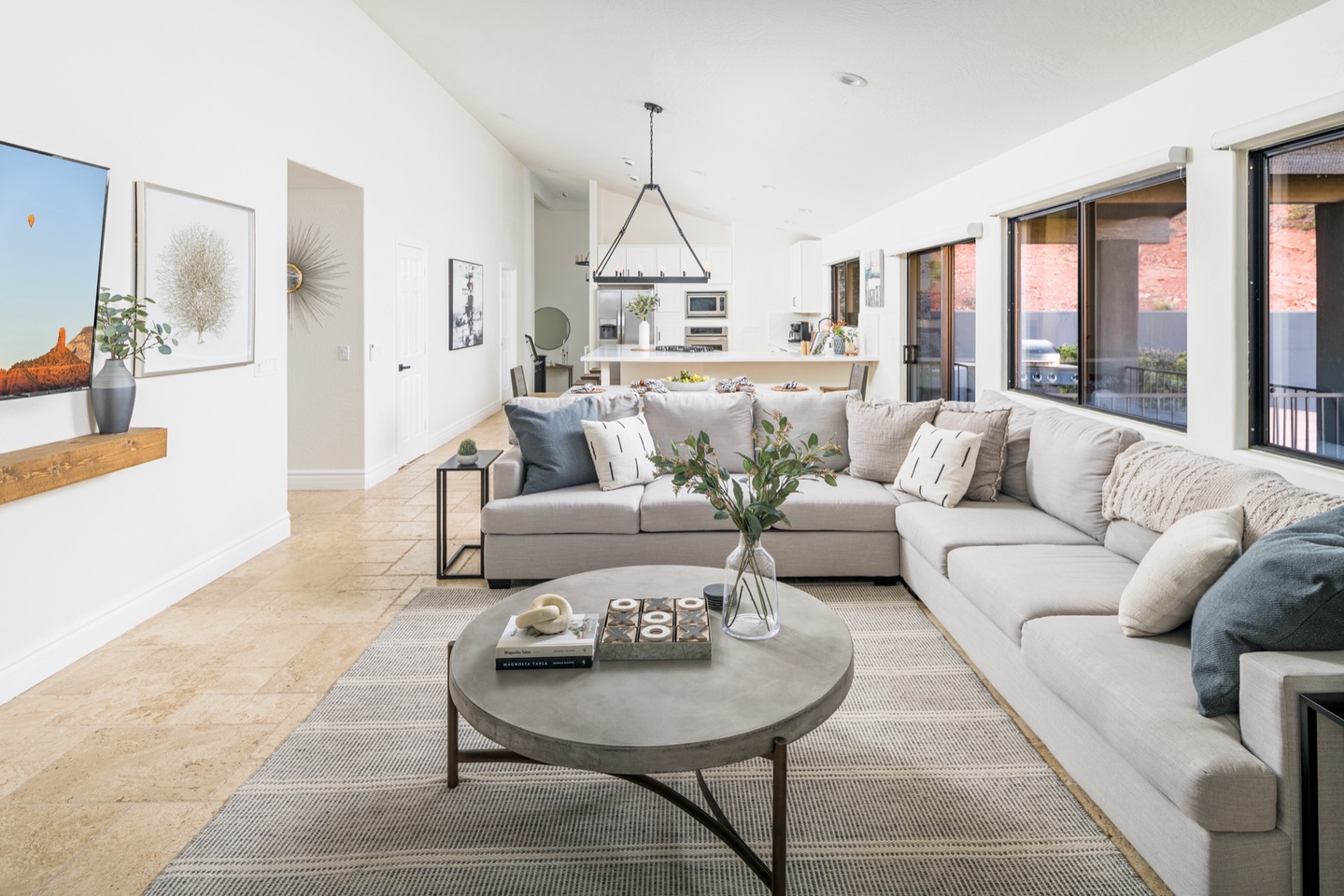 Spacious living room with cable TV