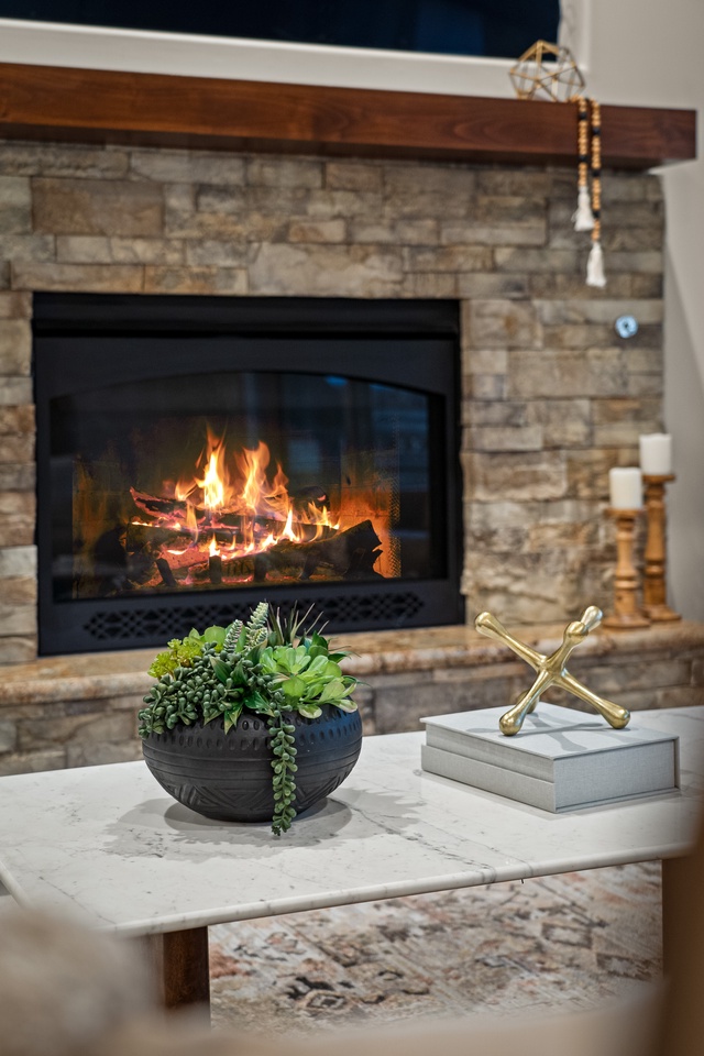 JL_5CougarDr-interiors-CommonAreas-15